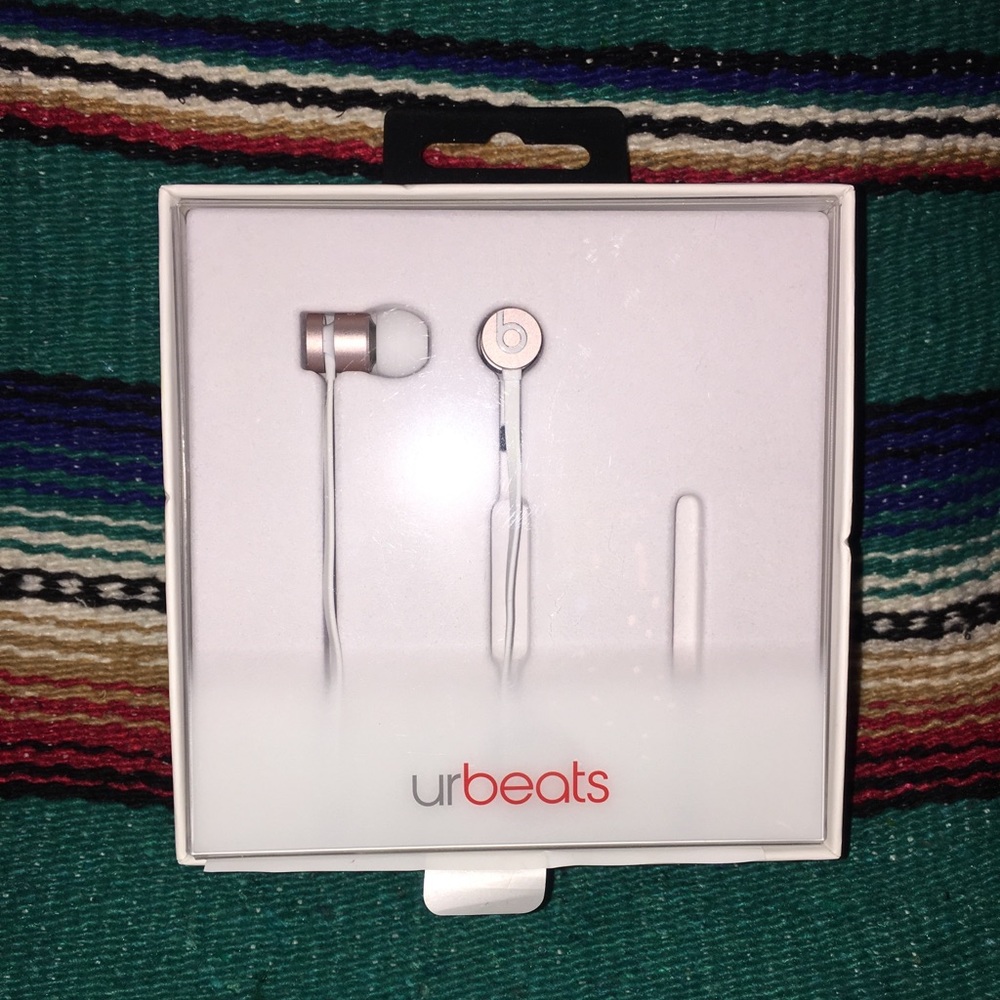 FOR TRADE - Rose Gold UrBeats
